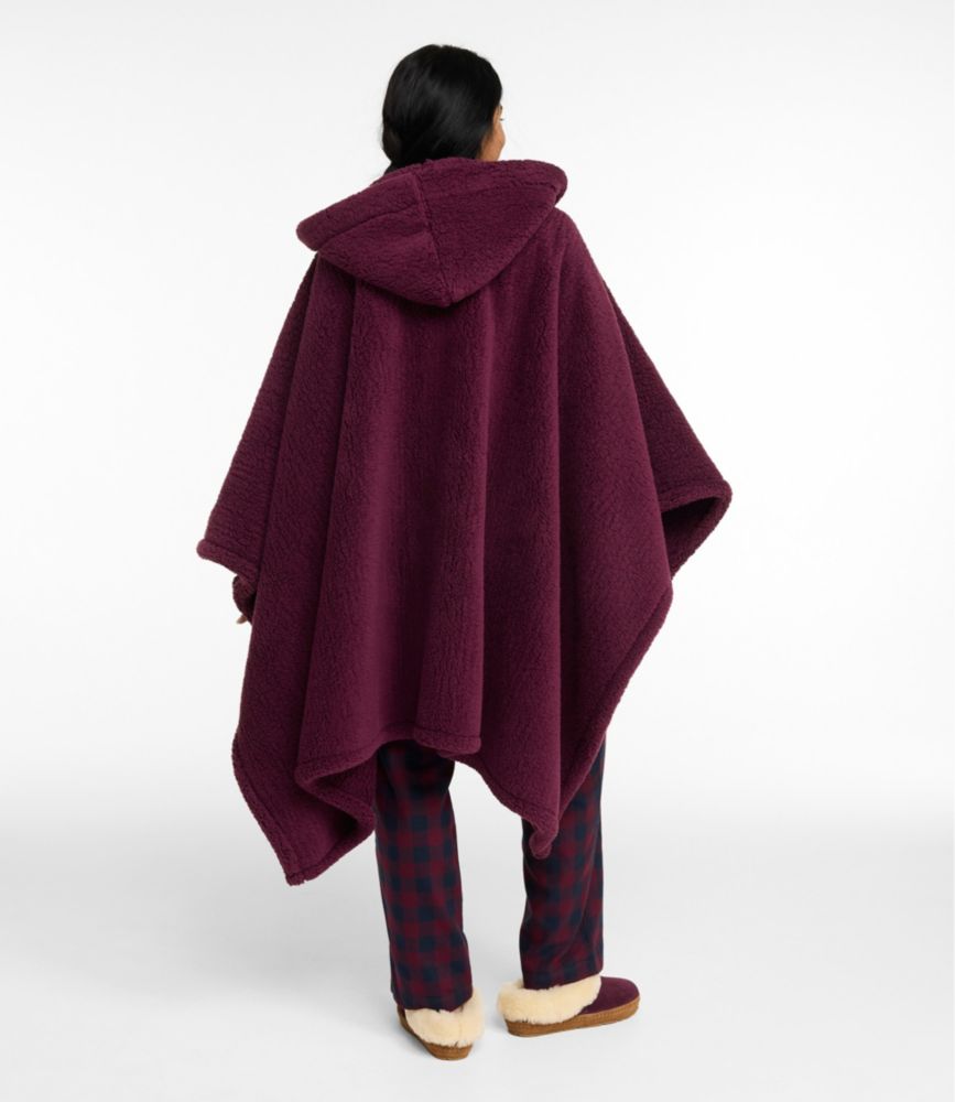 Cozy Sherpa Wearable Throw - US 8700