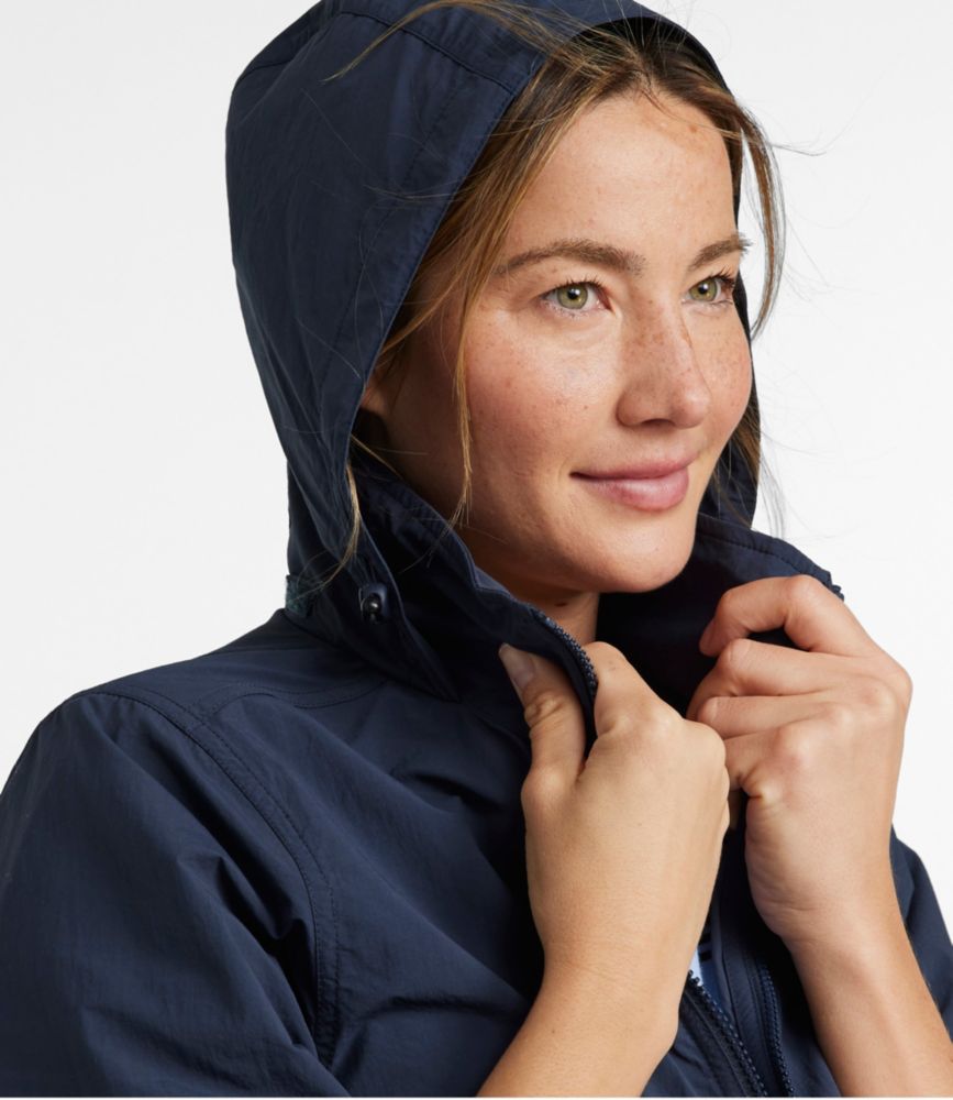 Women's Light and Airy Windbreaker - US 5538